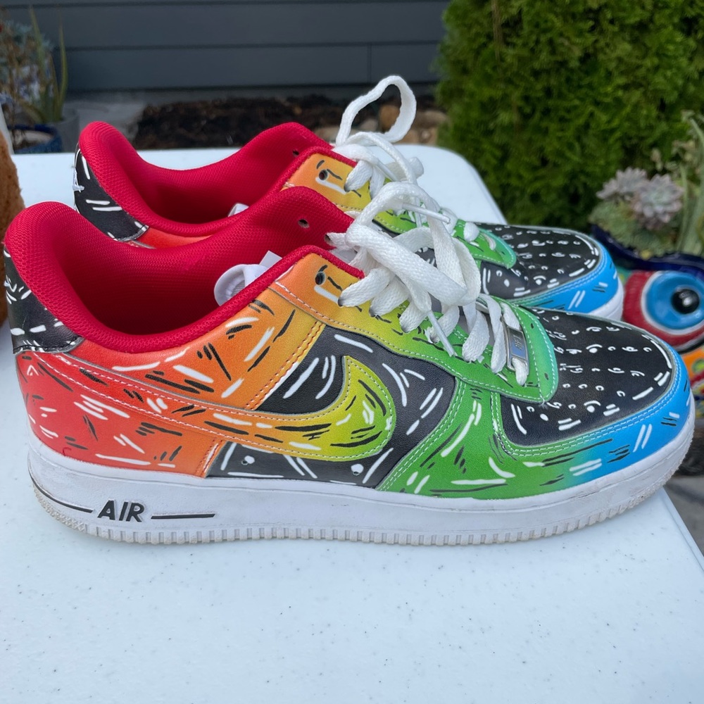 Colorful men’s air forces